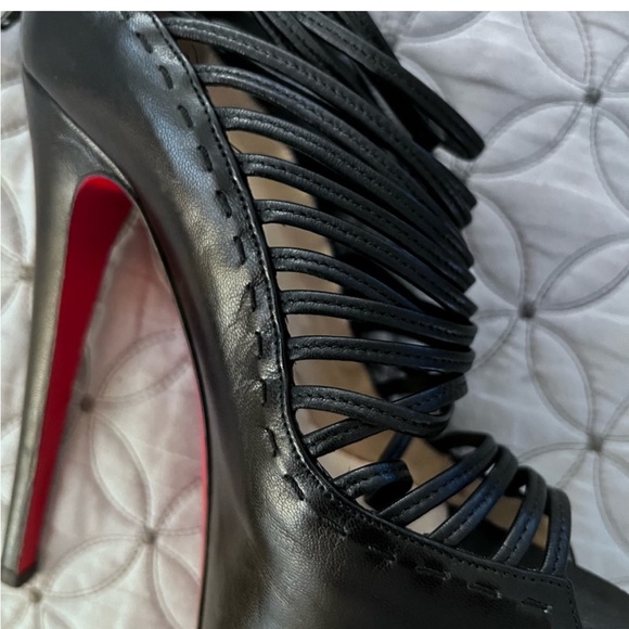 Christian Louboutin heels 36.5 - Picture 7 of 16